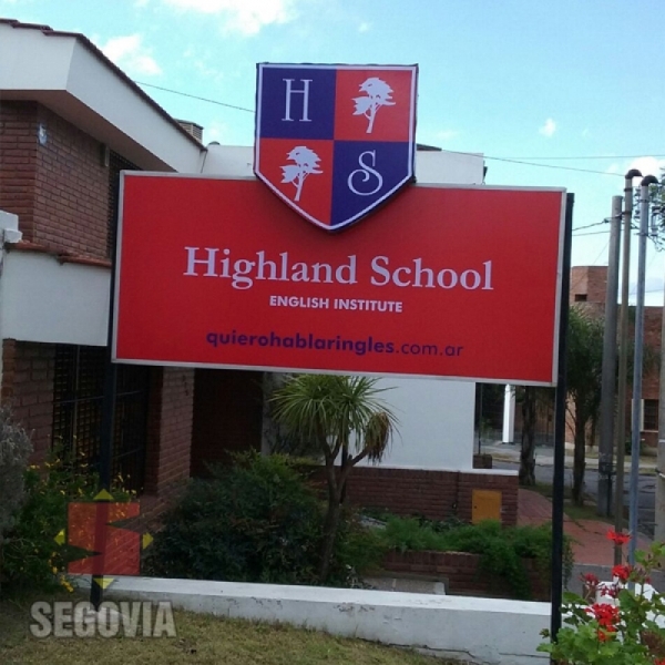 Ambientación de fachada - Highland School 